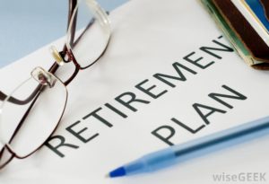 retirement-plan-with-pen-and-glasses